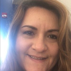 Meet your Posher, Eloisa